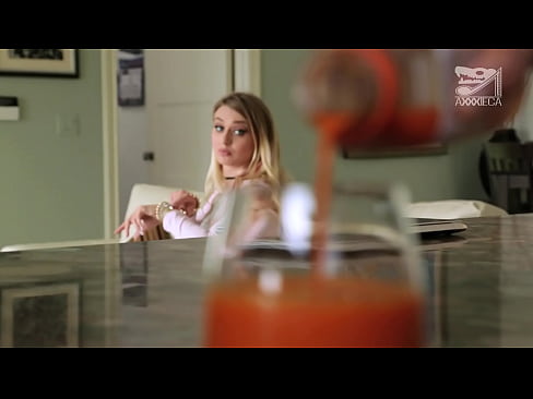 ❤️ Tfajla sħuna b'tits kbar u pussy strett gets vit minn jitlef, iżda diffiċli ħafna ️❌ Porno fb f'mt.superpornpics.ru ☑